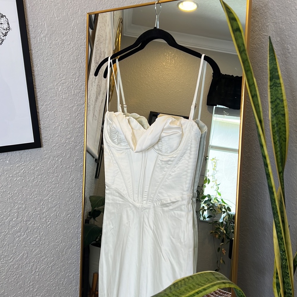 HOUSE OF CB 'Charmaine' Ivory Corset Maxi Dress NWOT - Picture 14 of 14